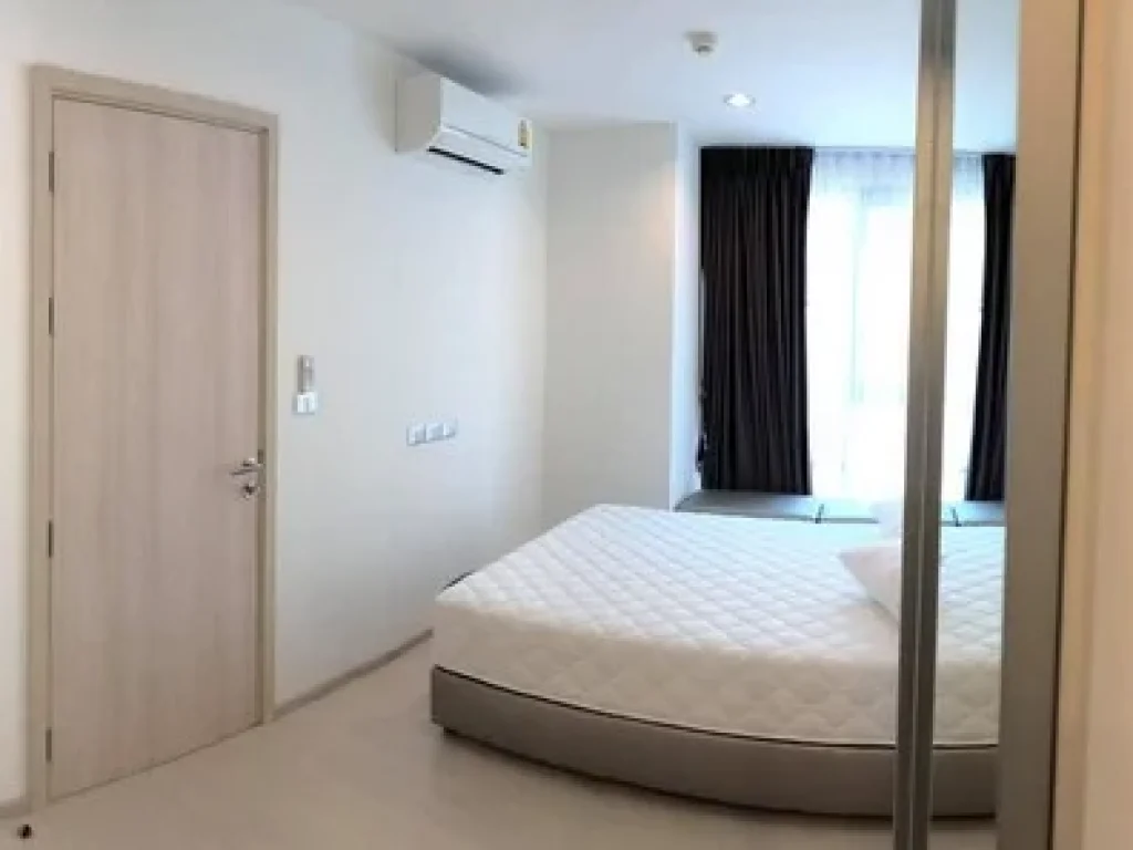 Rhythm Sukhumvit 42 convenient private 10th floor BTS Ekkamai