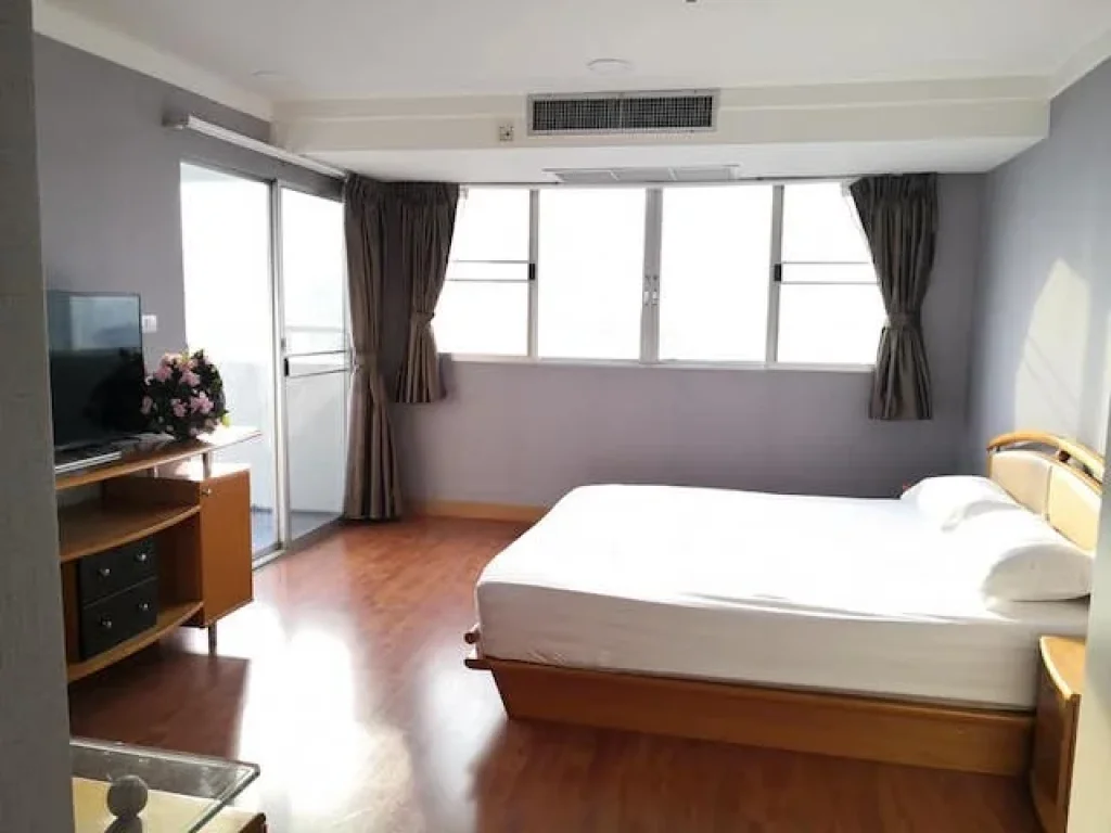 Waterford Sukhumvit 30 calm beautiful view 3 bedrooms BTS Phrom Phong