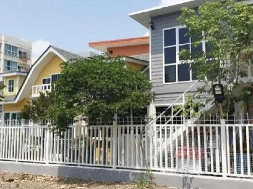 ขายบ้านเดี่ยว 2 ชั้น 55 ตรว สไตล์ English cottage ลาดพร้าว 101 ถนนซอยกว้าง บ้านสวยพร้อมอยู่