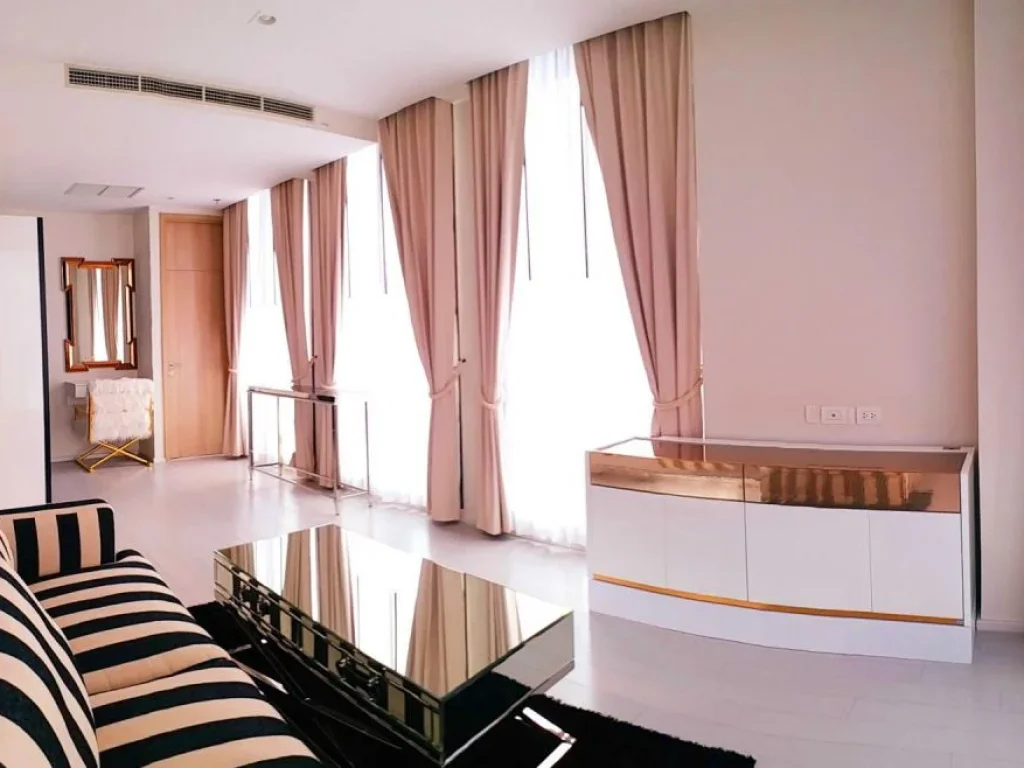 70990000 บาท Noble Ploenchit - Top Floor Penthouse Duplex 208 Sqm Large Balcony Space