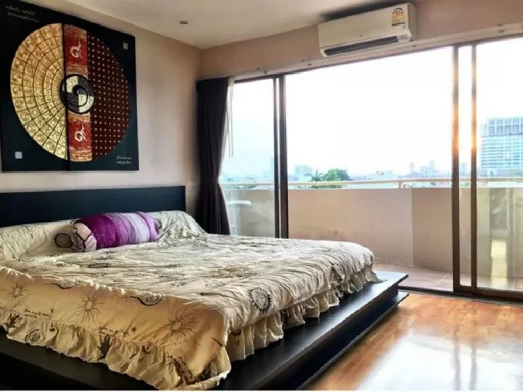 Newly renovated for RENT at Phahuk place condo 70 sqmon 6th floor garden view 1 bedroom