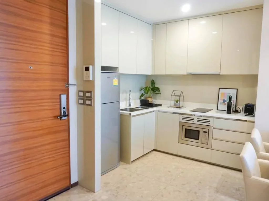 2bedrooms condo 67sqm for rent at The Address Sukhumvit 28 BTS Phrom Phong 