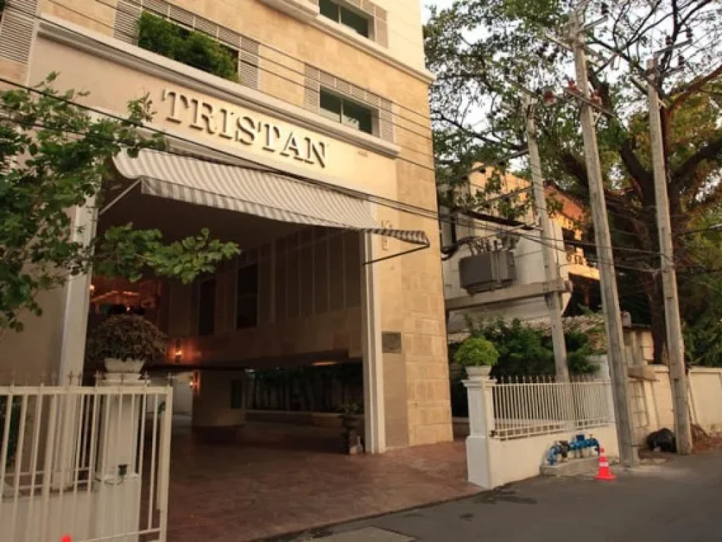 Special price Tristan Sukhumvit39 condo for rent sell 2 bedroom 2 bathroom 110 sqm 3rd floor