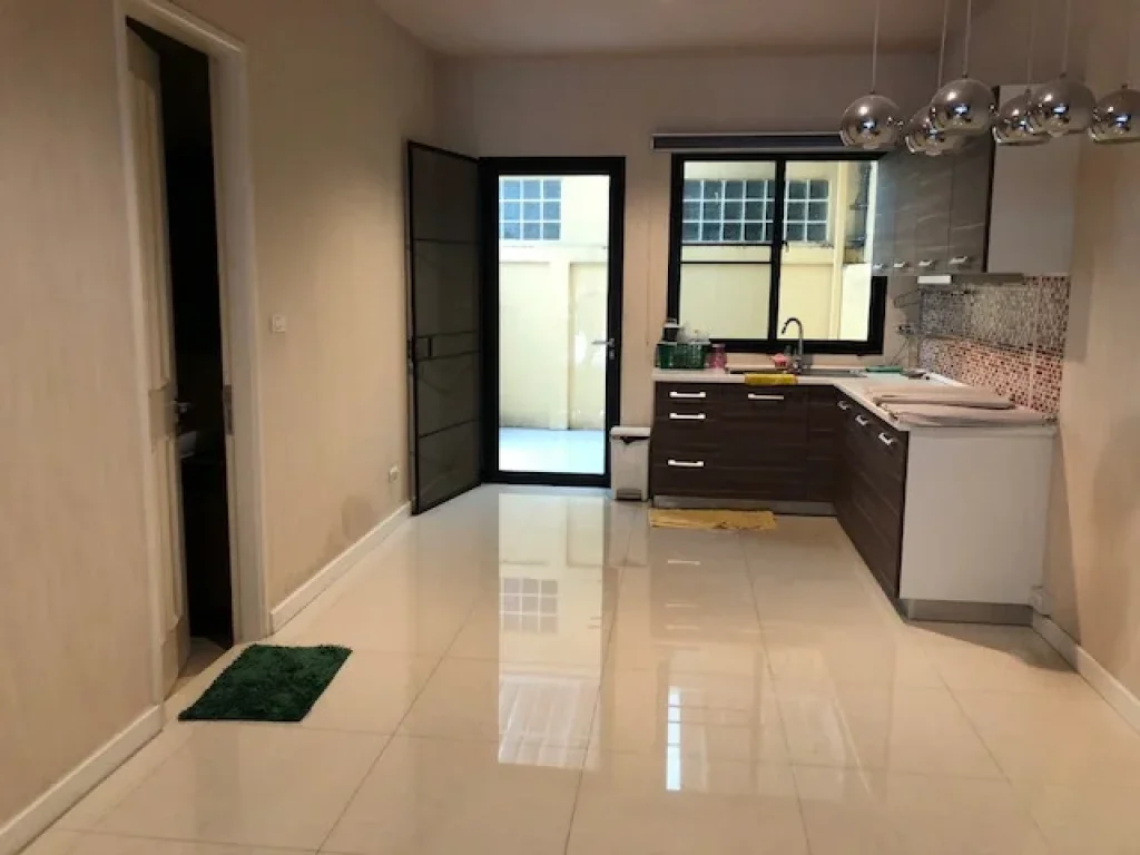 Newly Refurbished Townhome in the city near sathorn  Sathupradit