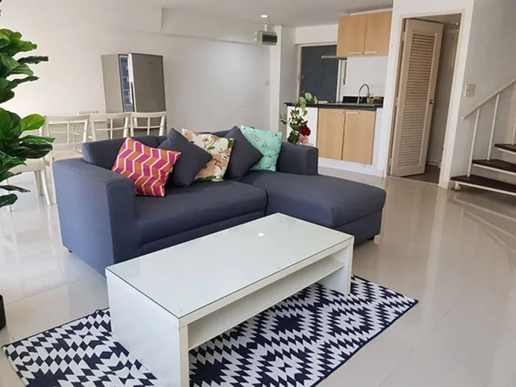 ให้เช่าด่วน คอนโด แบบ 2ชั้น Duplex 2 ห้องนอน ทองหล่อ Urgent Rent 2 BR Duplex at Thonglor18