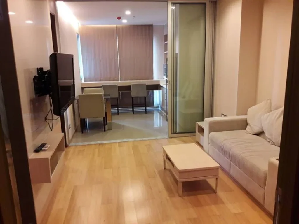 ห้องใหญ่ ราคาดี The Address Asoke ให้เช่า 23000บาท พร้อมเฟอร์นิเจอร์ครบ จัดเต็ม