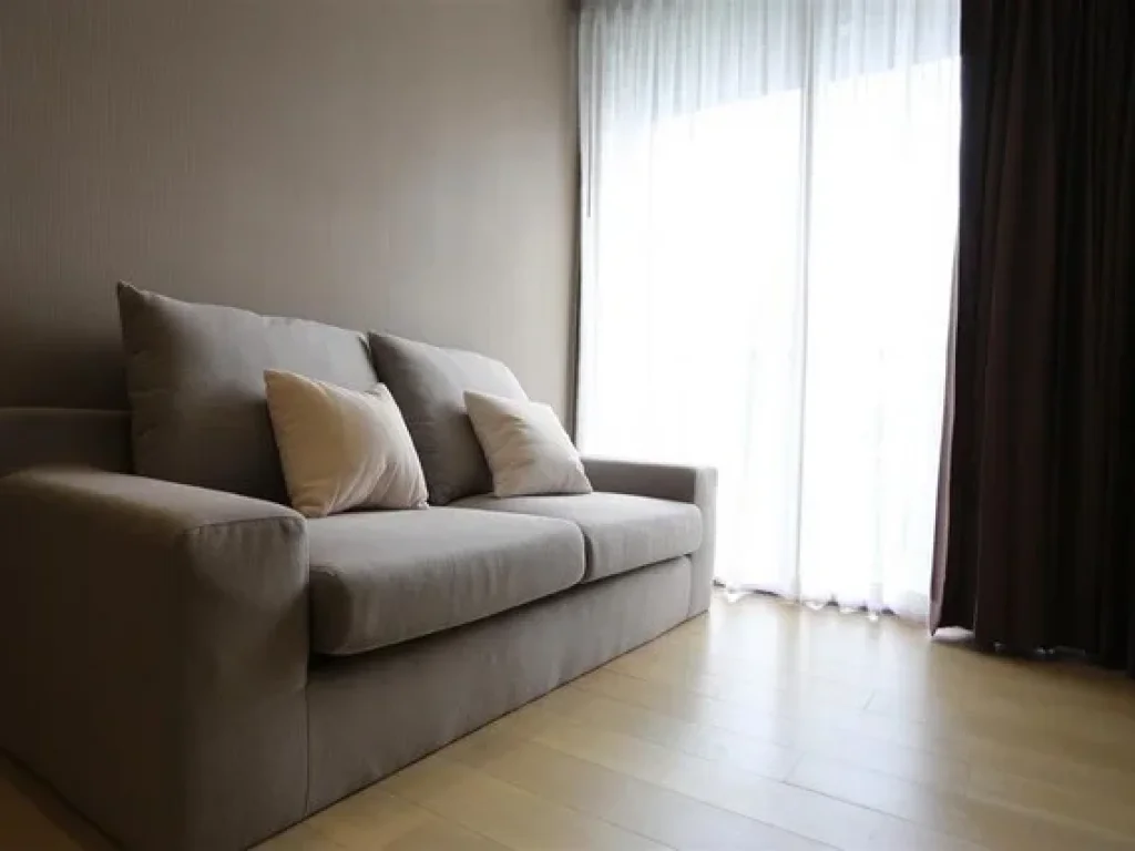 KLASS SILOM Condo for Rent Silom Soi 3 มุมที่แพงที่สุดของตึก 33sqm