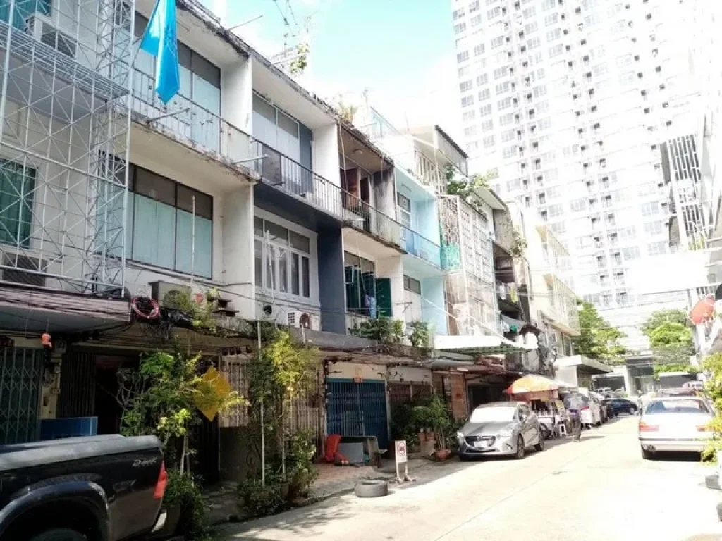 Townhouse2ชั้น 20 ตรว หลังรพศิครินทร์