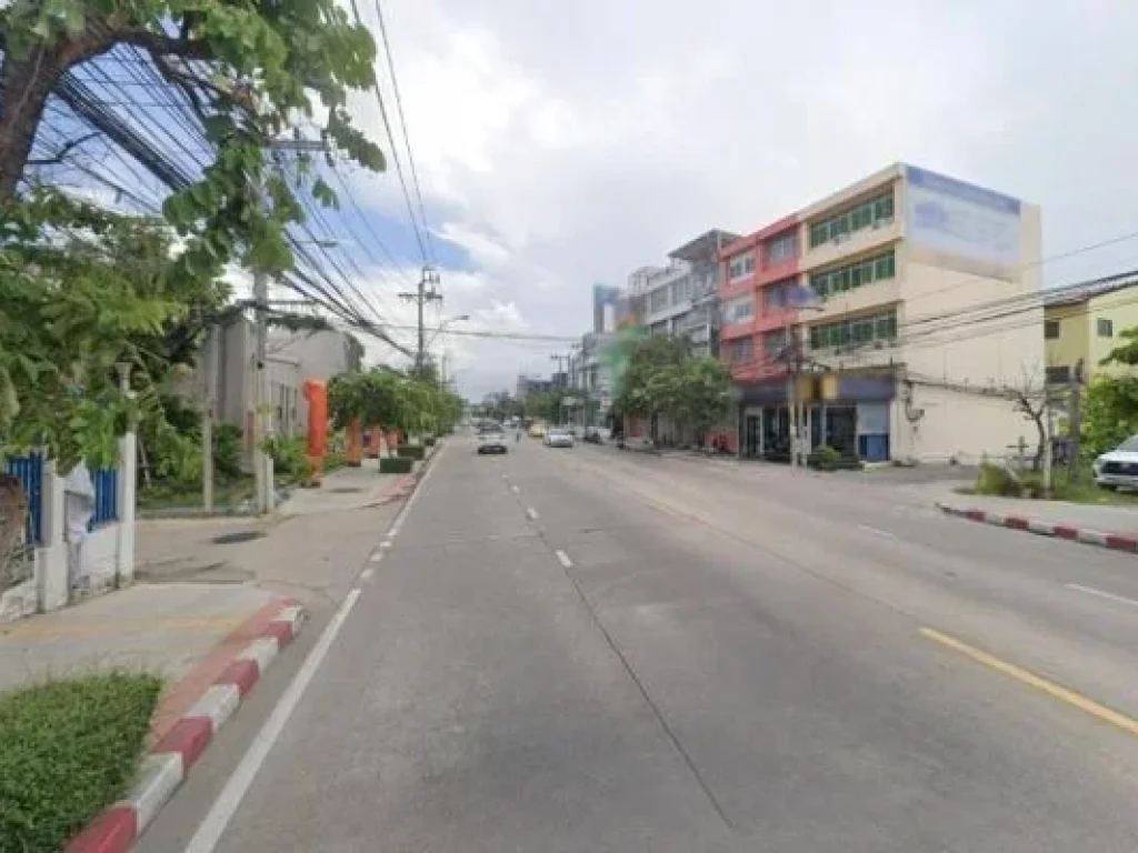 ขายบ้านพร้อมที่ดิน ในซอย ลาดพร้าววังหิน 