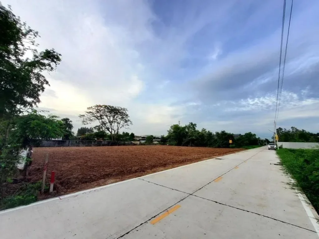 ที่ดินคลองสาม คลองหลวง ถมแล้ว ติดถนนคอนกรีต