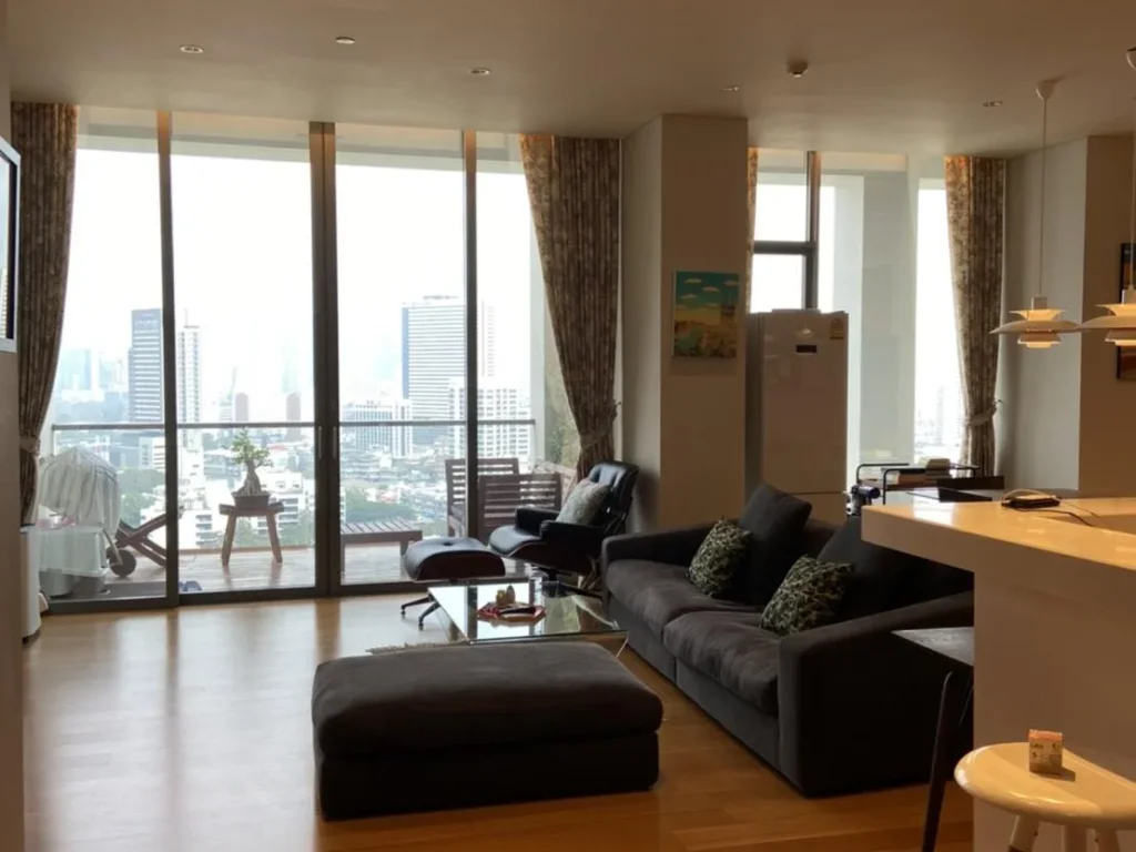 The Sukhothai Residecnes - Beautifully Furnished 1 Bedroom 122 Sqm BTS Chong Nonsi