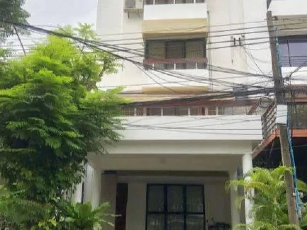 RENT Town house หมู่บ้านโฮมเพลส สุขุมวิท71 ซอย พานิชกุล ทำเลทองเดินทางสะดวก ใกล้รถไฟฟ้าRT185