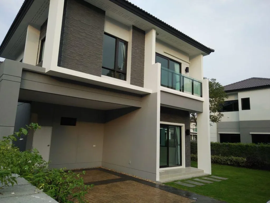 SALE ขายด่วน Town home the city pattanakran หลังสุดท้ายมุมสวนไม่ติดใคร เป็นส่วนตัว ST134