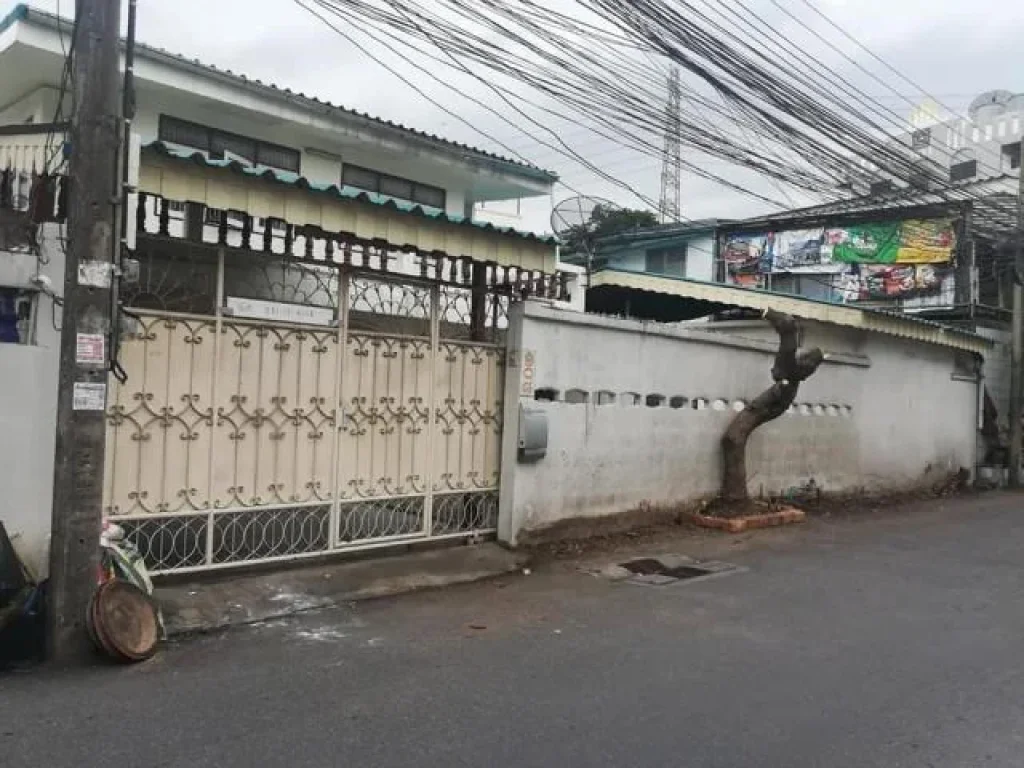 รหัสทรัพย์ 5252 บ้านเดี่ยว 2 ชั้น ห่างจาก MRT สุทธิสาร 200