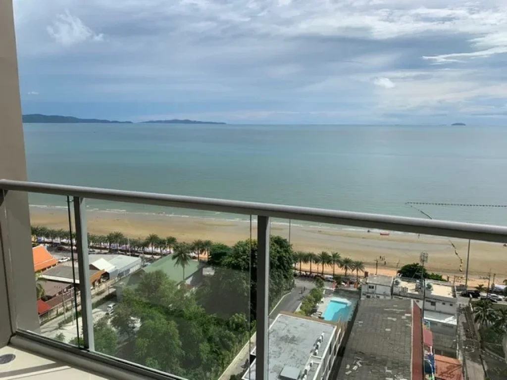 คอนโด พัทยา ห้องอยู่อาศัย AERAS Beachfront Condominium Pattaya