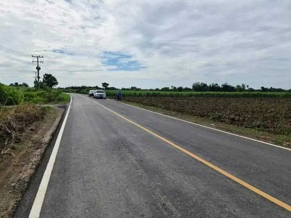 ขายที่ดินสวยติดคลองดินธรรมชาติติดราดยางมีไฟฟ้าน้ำประปา