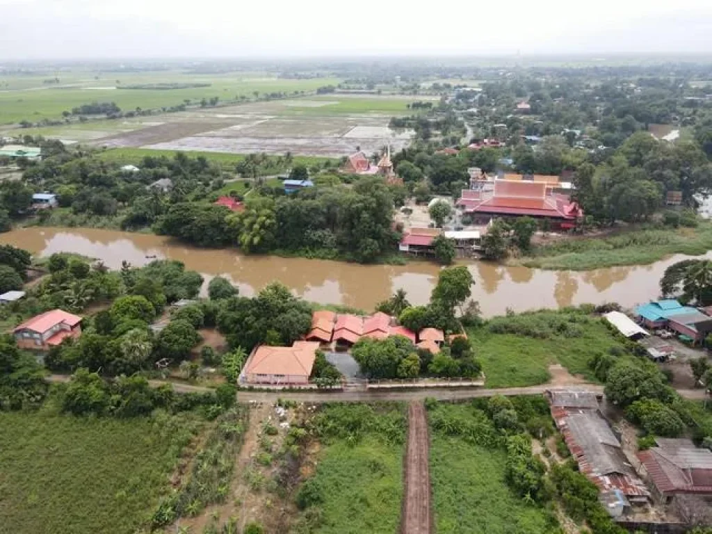 บ้านริมน้ำ 3งาน 42ตรวา หมู่บ้านหนองกระทุ่ม