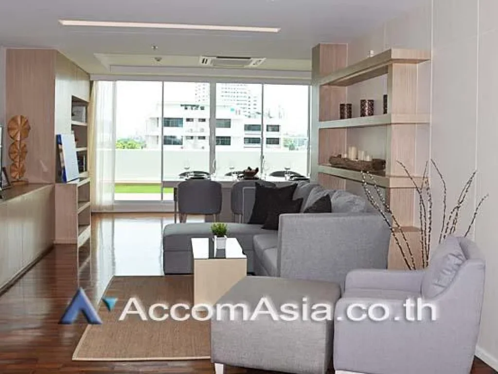 Simply Style Apartment 2 Bedroom For Rent BTS Phrom Phong in Sukhumvit Bangkok