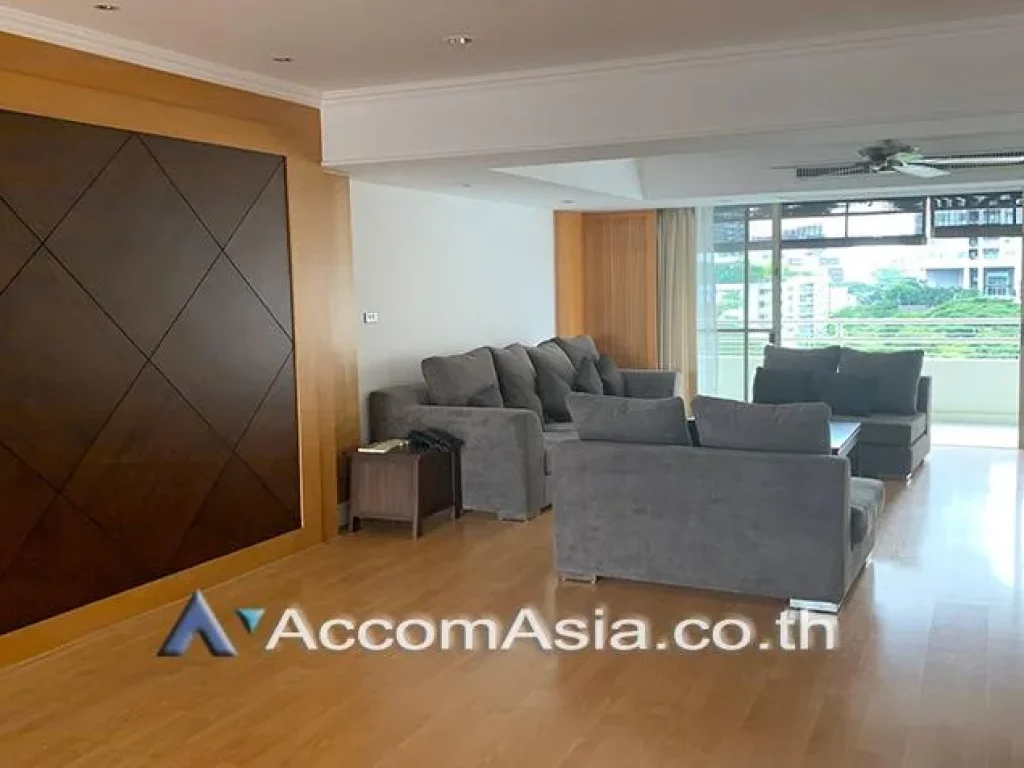 Children Dreaming Place Apartment 3 Bedroom For Rent BTS Phrom Phong in Sukhumvit Bangkok