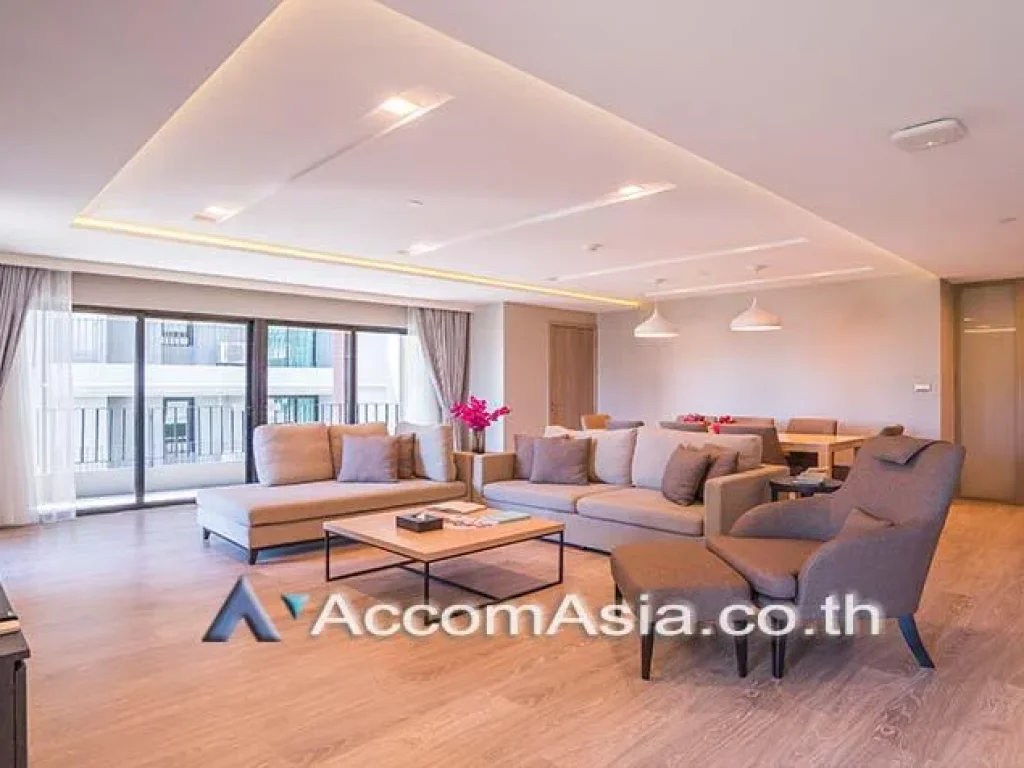 Pet Friendly Residence Apartment 3 Bedroom For Rent BTS Ekkamai in Sukhumvit Bangkok