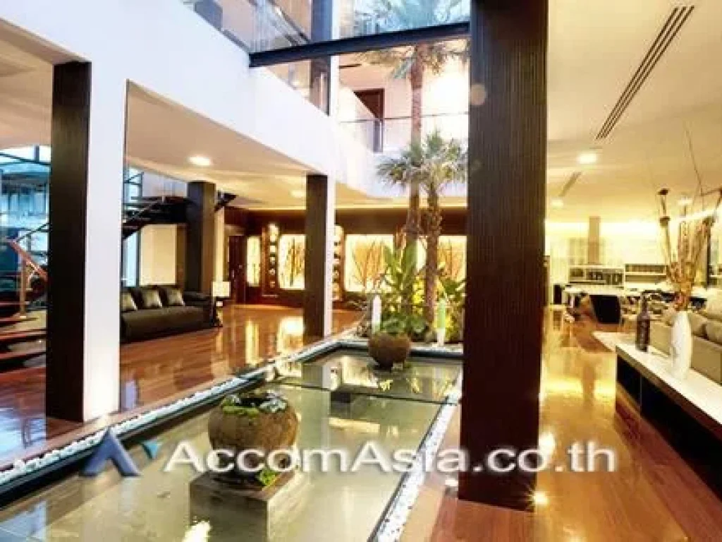 House 41 Bedroom For Sale BTS Ekkamai in Sukhumvit Bangkok