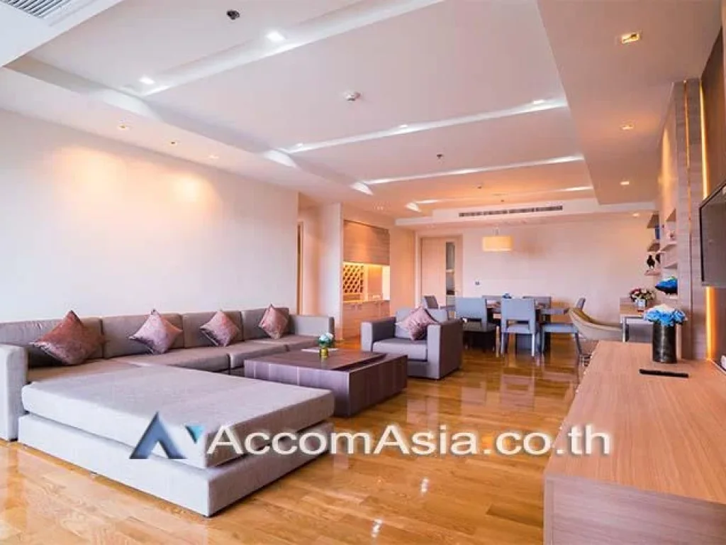 The Elegantly Residence Apartment 3 Bedroom For Rent BTS Phrom Phong in Sukhumvit Bangkok