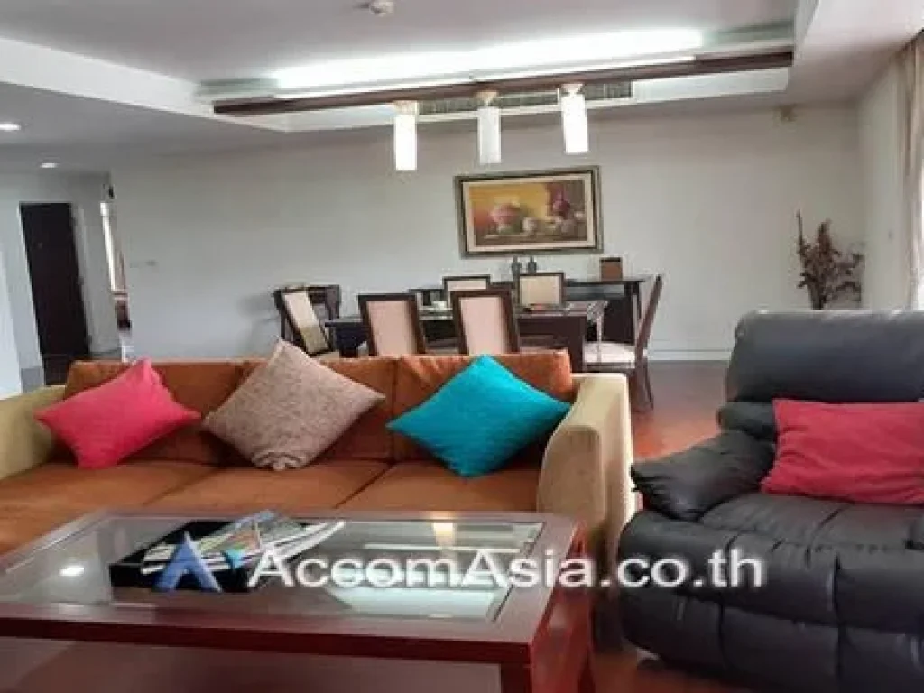 Peaceful In Sukhumvit Apartment 3 Bedroom For Rent BTS Phrom Phong in Sukhumvit Bangkok