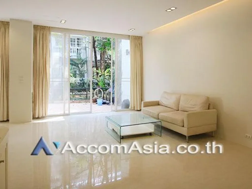 Prompak Garden Townhouse 3 Bedroom For Rent BTS Thong Lo in Sukhumvit Bangkok