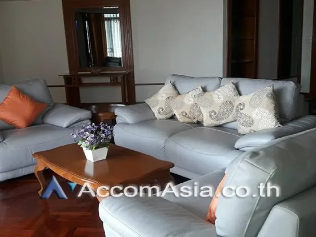 Ruamsuk Condominium 3 Bedroom For Rent BTS Phrom Phong in Sukhumvit Bangkok