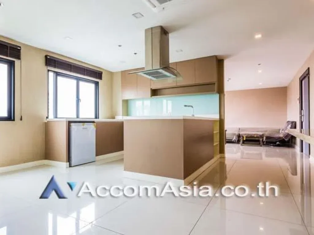 Top View Condominium 2 Bedroom For Sale BTS Thong Lo in Sukhumvit Bangkok