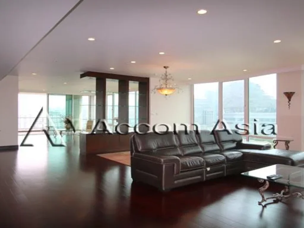 The Park Chidlom Condo 4 Bedroom For Rent BTS Chitlom in Ploenchit