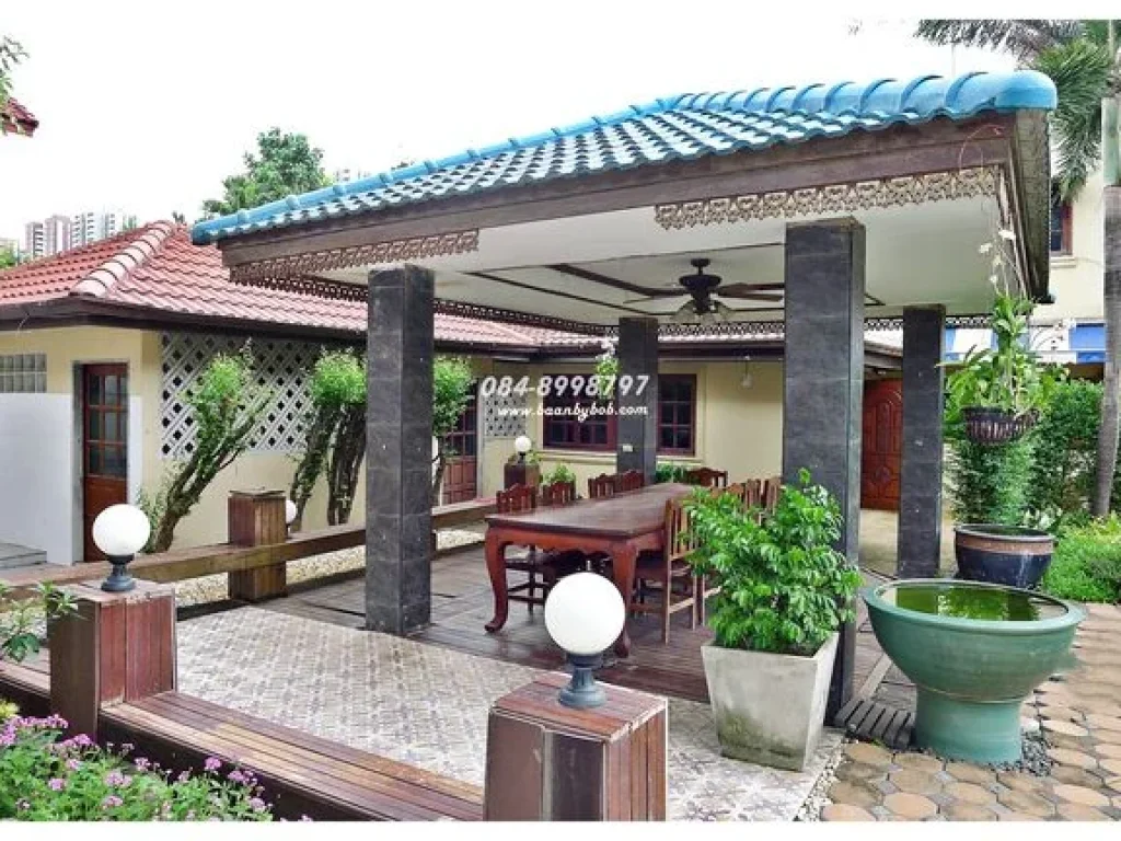 บ้านเช่า เมืองทองธานี บ้านเดี่ยว 2 ชั้น หลังใหญ่ 200 ตรว 3ห้องนอน เฟอร์ฯ built in ครบ 46000 บาท