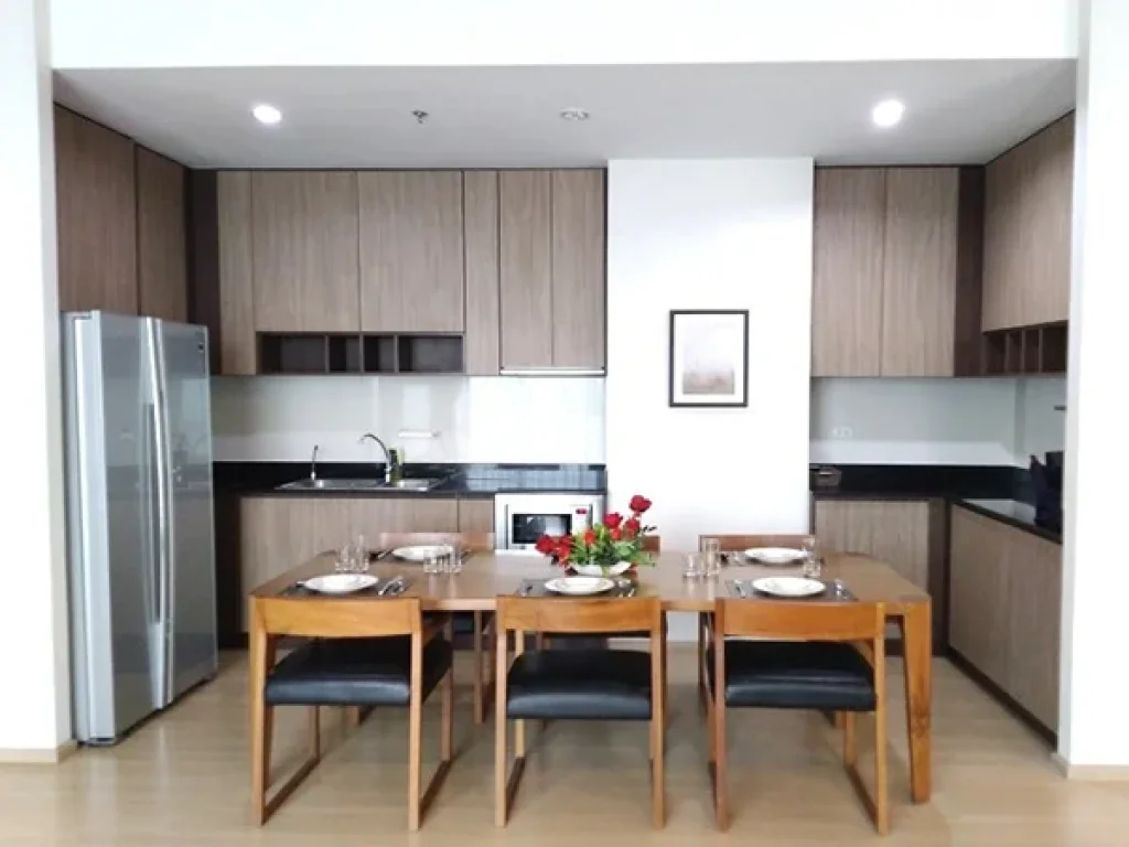 คอนโด The Capital เอกมัย-ทองหล่อ แบบ 3 ห้องนอนแต่งสวย Unit เดียวทั้งชั้น A RARE Type Private and Nicely Furnished 3 Bedroom Unit in Ekamai and Thongl