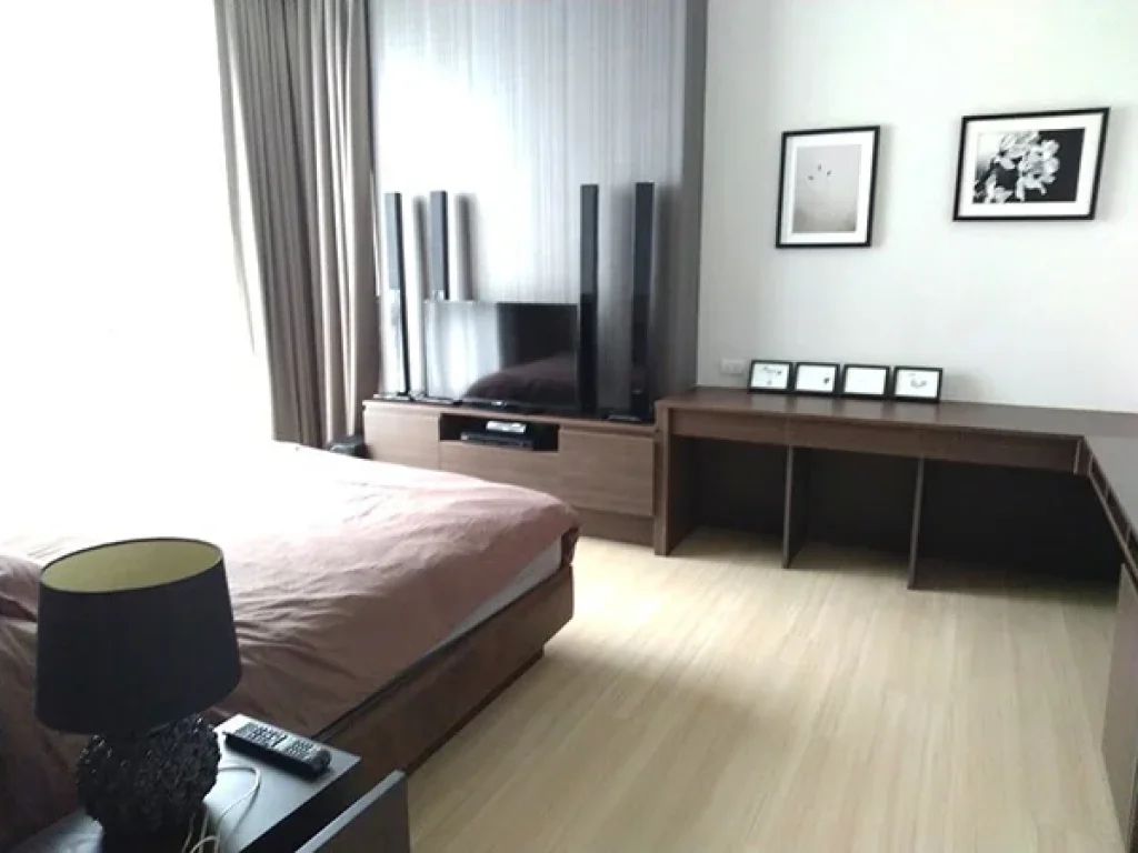 คอนโด The Capital เอกมัย-ทองหล่อ แบบ 3 ห้องนอนแต่งสวย Unit เดียวทั้งชั้น A RARE Type Private and Nicely Furnished 3 Bedroom Unit in Ekamai and Thongl