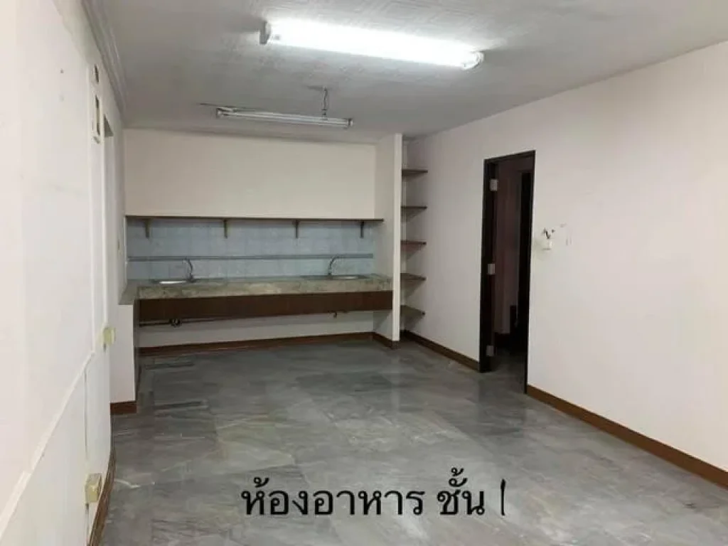 For Rent ทาวน์โฮม ซอยพหลโยธิน5 ใกล้BTSอารีย์