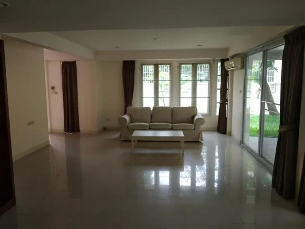 For Rent Private House in Ekkamai Sukhumvit 63 BTS Ekkamai