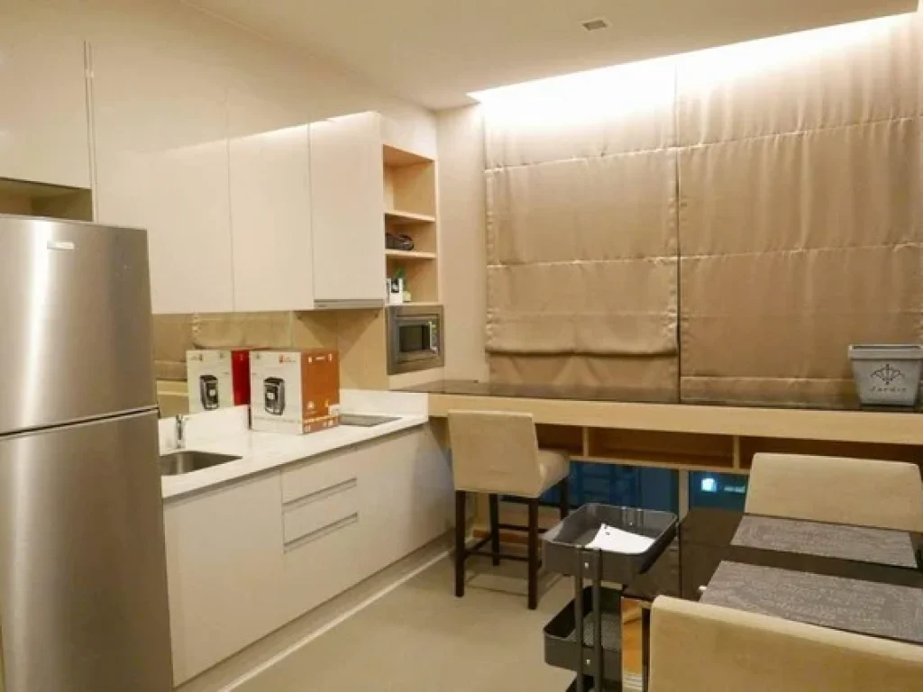 ให้เช่าห้องสวย The Address Asoke 25000 บาท ชั้น 15 วิวเมือง ทิศใต้ มีเครื่องซักผ้า