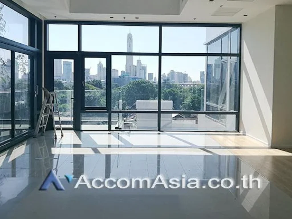 Circle 2 Living Prototype Condominium 3 Bedroom For Rent MRT Phetchaburi in New Phetchaburi Outbound Bangkok