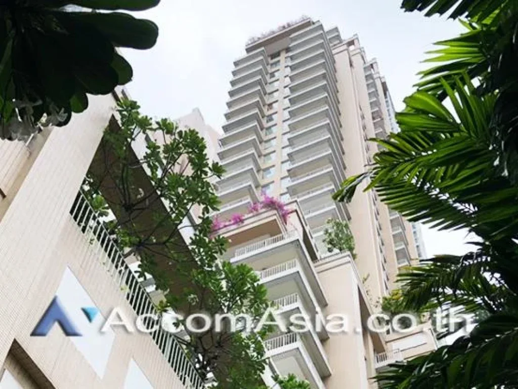 Double High Ceiling Duplex Langsuan Ville Condominium 3 Bedroom For Rent BTS Chitlom in Ploenchit Bangkok