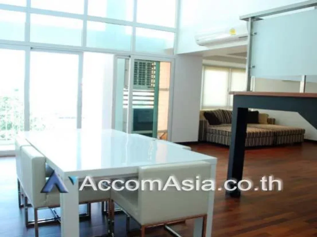 Double High Ceiling Duplex DLV Dalvey Condo 3 Bedroom For Rent BTS Thong Lo in Sukhumvit Bangkok