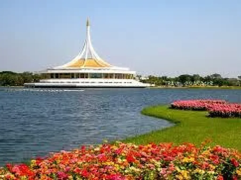 ที่ดินเปล่าในหมู่บ้านเทพธานี ไกล้สวนหลวงร 9