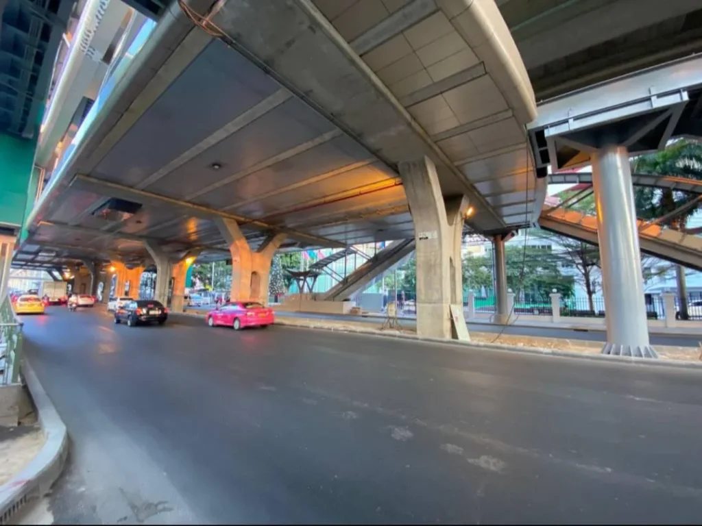 ขายที่ดิน ติดรถไฟฟ้า สถานีมหาลัยศรีปทุม 359 ตรว