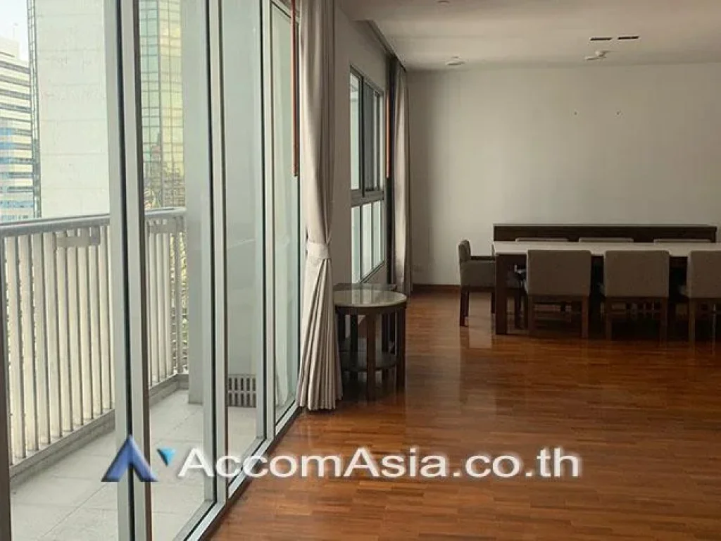 Modern Interiors Apartment 3 Bedroom For Rent BTS Asok - MRT Sukhumvit in Bangkok