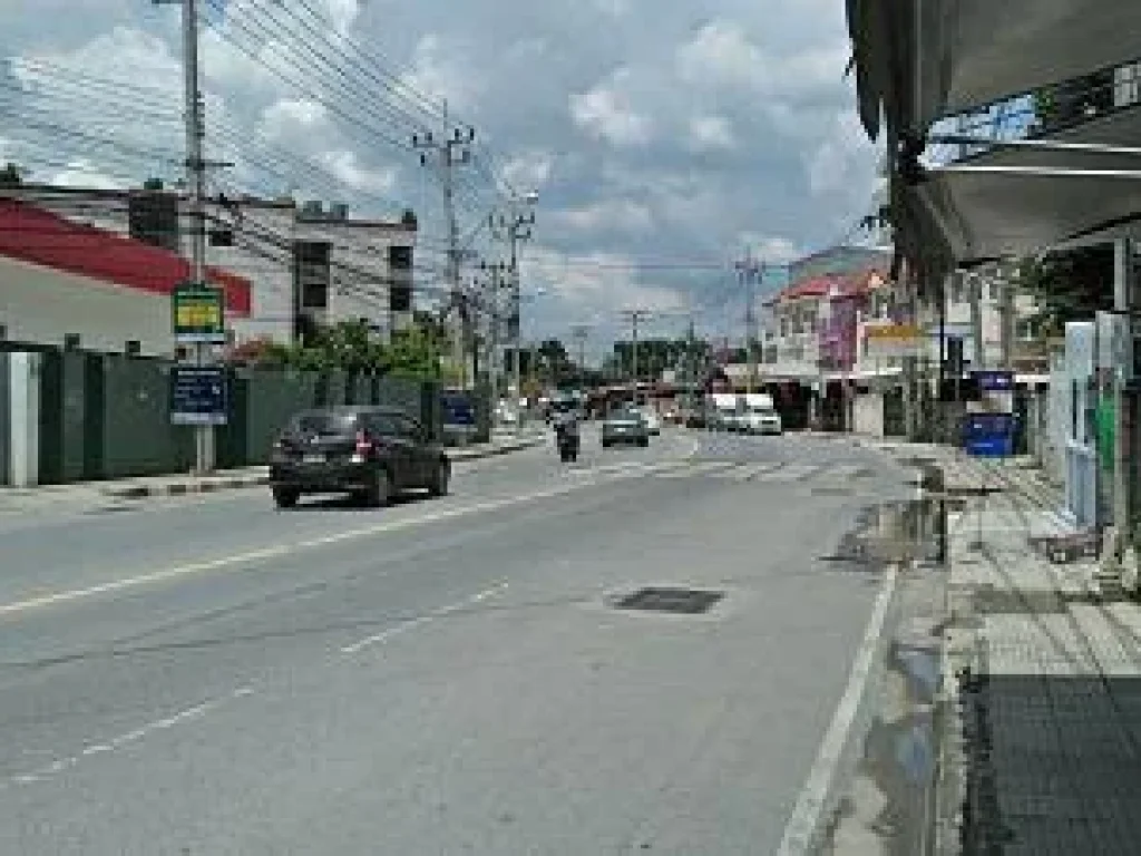 Rent land closed road near Ram2 University and Motor Way