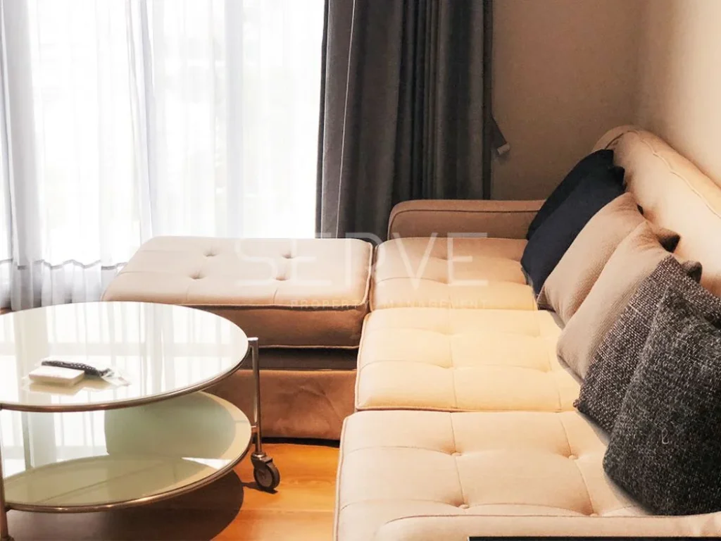 Hot Price 2 Beds Corner Unit ห้องสวย 38 K พร้อมให้เช่าคอนโดที่ Park 24 BTS Phrom Phong