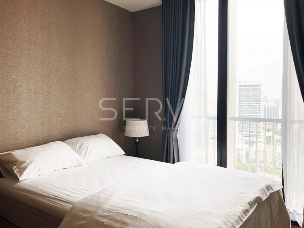 ราคาดี๊ดี กับ 2 Beds 1 Bath Corner Unit เพียง 38 K ให้เช่าคอนโดที่ Park 24 BTS Phrom Phong