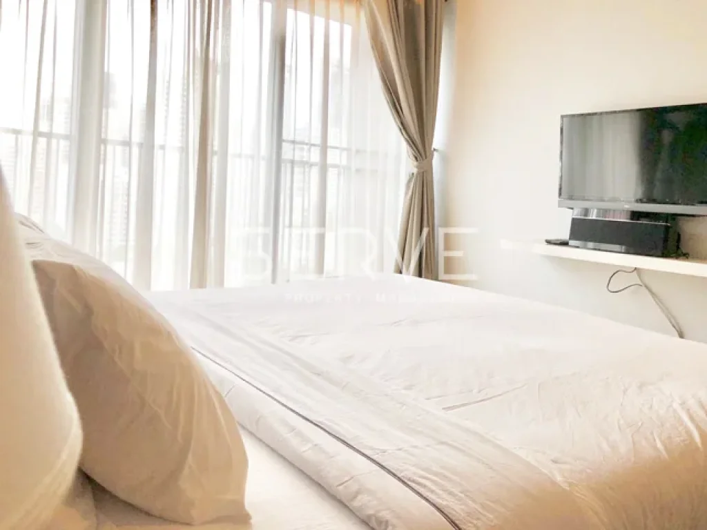 ราคาดีมาก 1 Bed with Bathtub Cozy Style เพียง 28 K ที่ Noble Refine at Sukhumvit 26 BTS Phrom-Phong