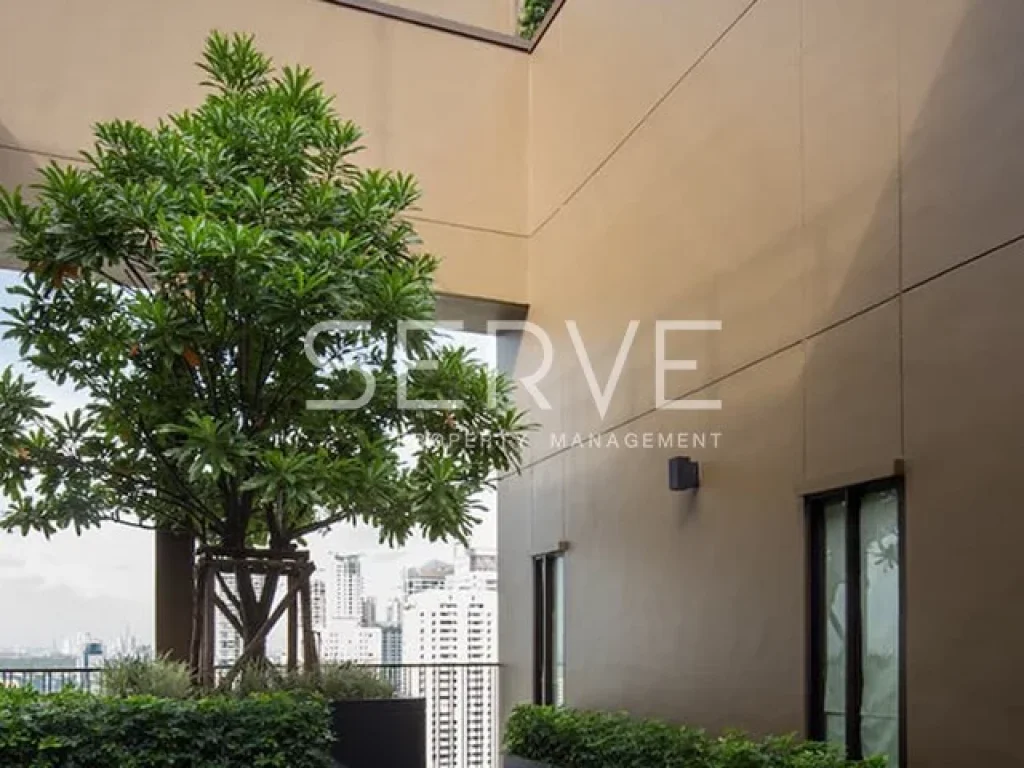 ให้เช่าคอนโด Noble Refine 1 Bed 1 Bath with Bathtub South view Close to BTS Phrom Phong 42 K