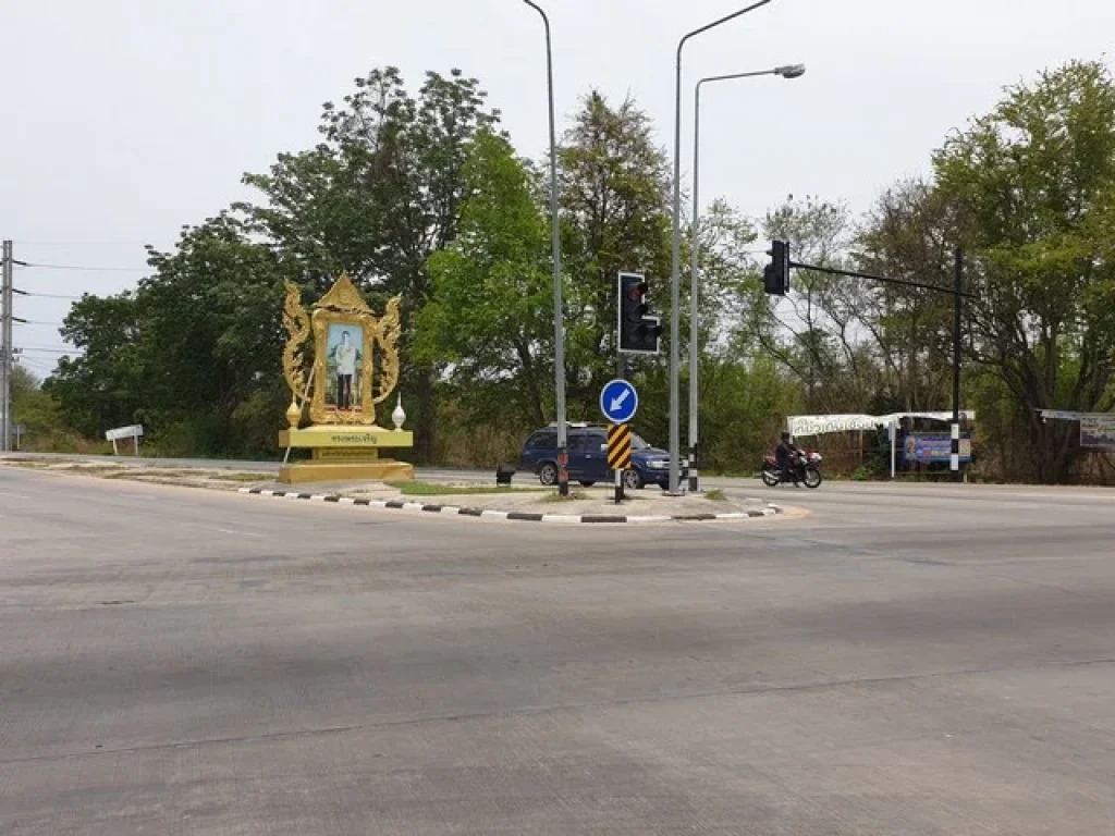 ขายที่ดิน 40-1-52 ไร่ สี่แยกห้วยตะแปด ถบายพาสชะอำ-ปราณบุรี เหมาะสร้างปั๊มน้ำมัน อาคารพาณิชย์