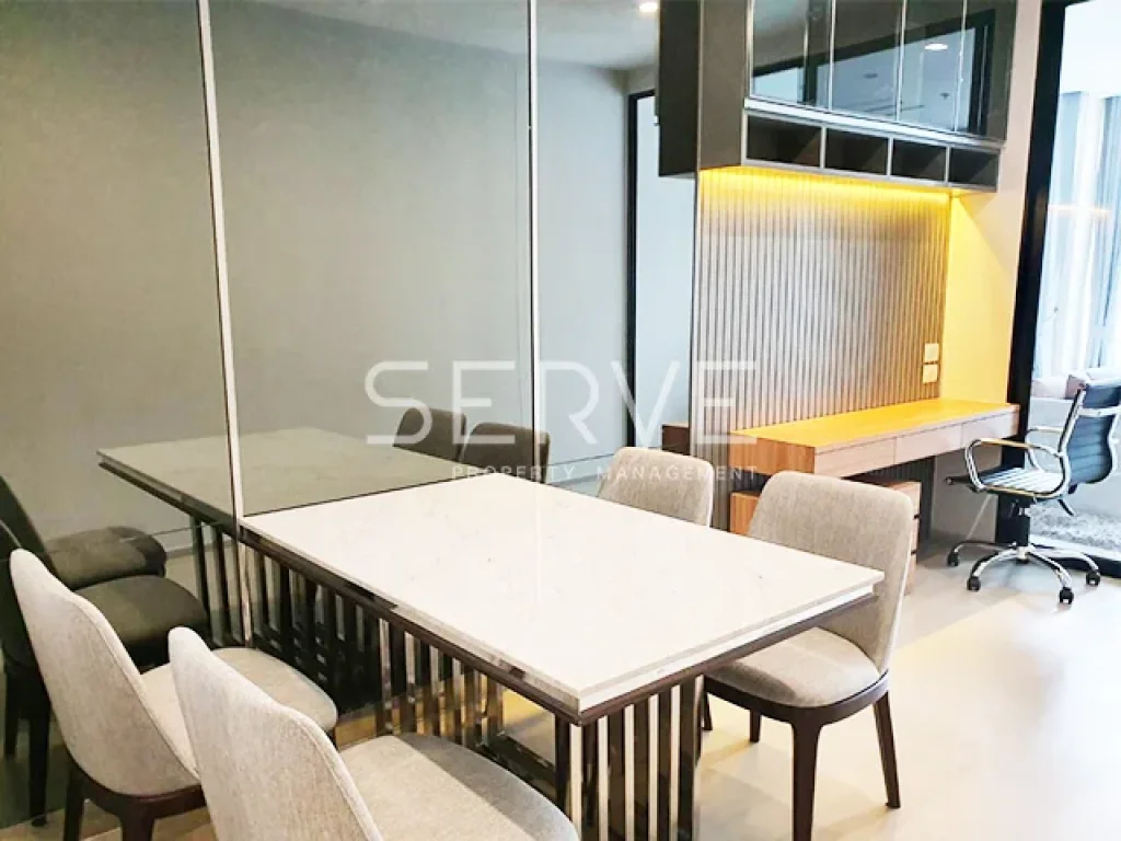 ห้องสวย กว้าง ราคาดี Modern Studio with Partition 45 K ให้เช่าคอนโด Noble Ploenchit BTS Phloen Chit